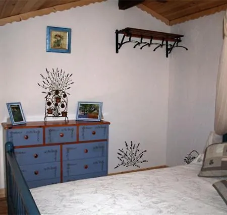 La Maison Jaune Couette-café Réalville