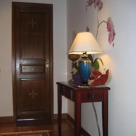 La Maison Jaune 3*