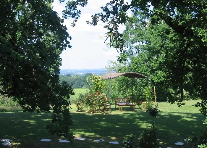 La Maison Jaune Frühstückspension 3*