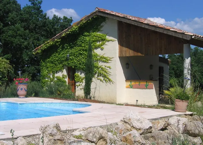 La Maison Jaune Frühstückspension 3*