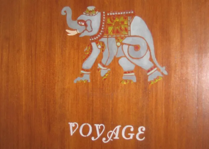 La Maison Jaune Frühstückspension 3*